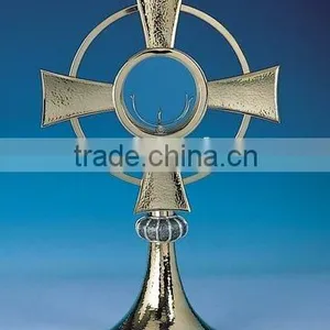 Monstrance thumbnail-1