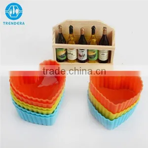 Fancy Heart Shaped Wedding Cake Mold thumbnail-3