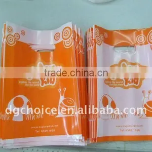 Best Selling Free Sample Hot Design in Guangzhou Plastic Die Cut Carry Bag thumbnail-2