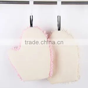 Microfiber Chenille Cleaning Glove thumbnail-4