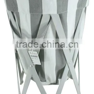 Patent Foldable Wooden Canvas Laundry Basket thumbnail-1