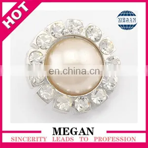 2015 Wholesale Charming Small Metal Jewelry Crystal Rhinestone Buttons for Lady Suit thumbnail-1