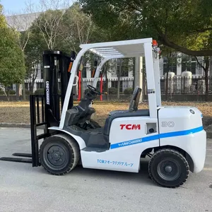 Used Komatsu Japanese Used Forklift 3 Tons Diesel FD30 for Sale Property for Sale in Shanghai Yard thumbnail-2