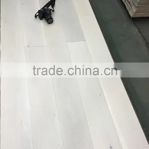 White Lacquered Oak Engineered Wood Flooring thumbnail-1
