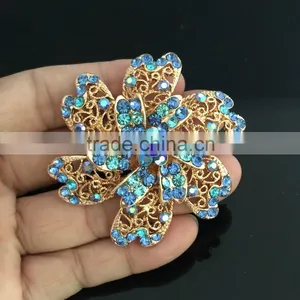 Zinc Alloy Color AB Rhinestone Flower Brooch Pin,Crystal Brooches For Decoration thumbnail-3