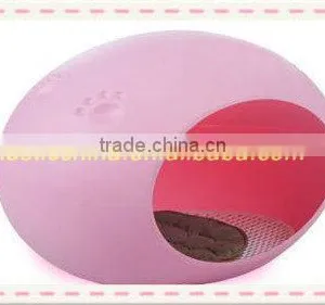 H8008 Plastic Dog House thumbnail-1