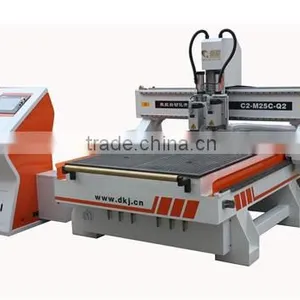 ATC Woodworking Cutting Machine With Eight Tools Holder and Vacuum Table thumbnail-4