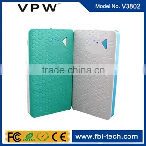 Large Capacity Fast Charging Dual Output 8000mah Power Bank thumbnail-1