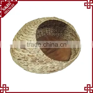 New Egg Shape Natural Water Hyacinth Woven Pet Bed / Pet House thumbnail-2