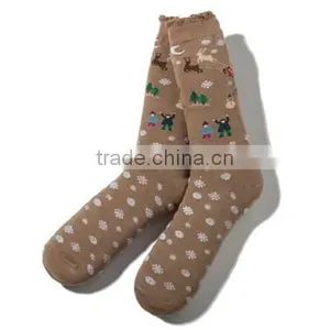 China Manufacturer Wholesale Free Sample Socks thumbnail-3