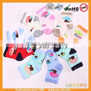 Hot Sale Fashion Chevron Baby Sock Boutique Baby Christmas Socks China Custom Sock Manufacturer thumbnail-1