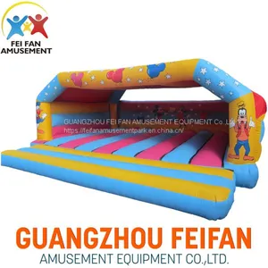 Good Quality Giant Inflatable Castle thumbnail-1