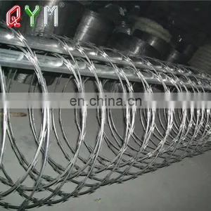 700mm Coil Diameter Concertina Razor Barbed Wire Prison Fence thumbnail-2