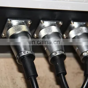 Computer-controlled Electro-hydraulic Servo Automatic Universal Testing Machine thumbnail-4