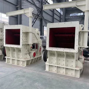 Oil-powered and Electric-powered Mobile Impact Crusher for Granite and Limestone Crushing Equipment. thumbnail-2