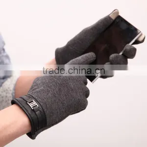 Men's Touch Screen Gloves , Use Device While Keeping Hands Warm ,Full Finger Gloves thumbnail-1
