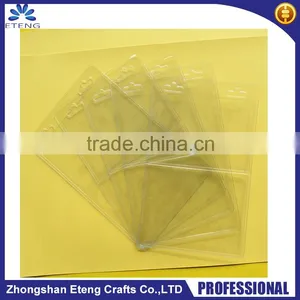 Cheap Bulk Clear Plastic Card Holder for Promotion Sale thumbnail-1