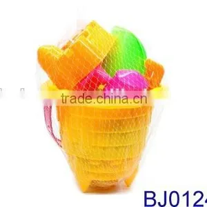 Beach Toys Deluxe Playset for Kids Plastic Bucket Sand Shovel Set thumbnail-3