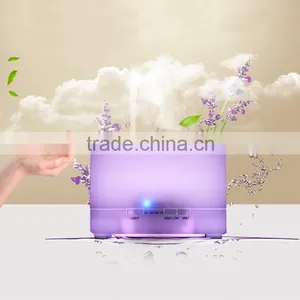 Hot Selling 700ML Electric Aromatherapy Essential Oil Diffuser With 7 Colors Changing thumbnail-1