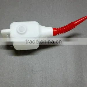 Oil Jug With Flexible Pourer thumbnail-2