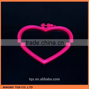 Colorful Plastic Heart Design Hand Embroidery Cross Stitch Hoops thumbnail-5