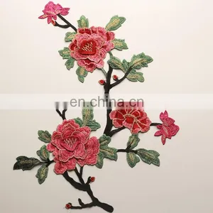 2017 Hot Sale New Design 3D Tridimensional Embroidery Patch/ Applique thumbnail-5