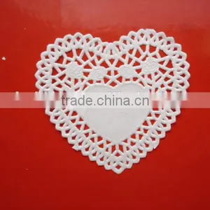 Bulk Heart Paper Doily thumbnail-1