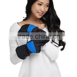 Heated Gloves and Socks Heated Gloves thumbnail-2