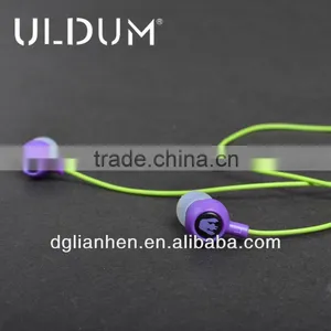 ULDUM 2013 Mp3.4.5 Player Earbud Earphone Portable Cheap Wholesale Stereo Earphone Headphone thumbnail-1