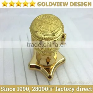 European Design Made-in-china Different Finishing Die-casting Wine Bottle Caps Sgs Certificated Zinc Alloy Wine Bottle Cap thumbnail-1