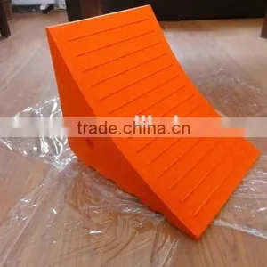 Wheel Chock Chock Block Chinese PU Products 1.7kgs thumbnail-1