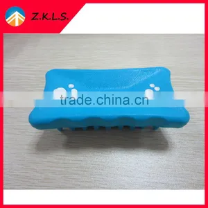 Multifunctional Soft PVC Cleaning Pet Hair Removal Brush thumbnail-3