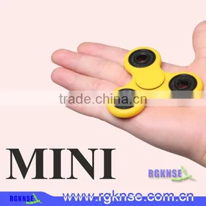 Hot New Product White Black Red Full or Hybrid Ceramic Bearing 608 Fidget Toy Hand Finger Spinner for Adults thumbnail-4