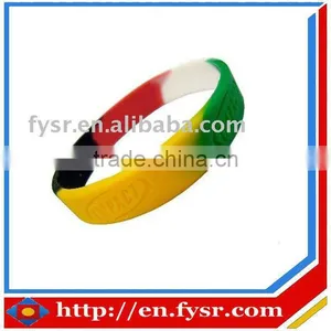 Promotional Wristband/Color Changing Custom Embossed Silicone Wristband thumbnail-1