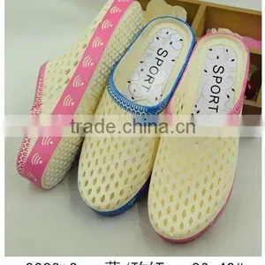Plastic Weaven Sandal With Best Design thumbnail-2