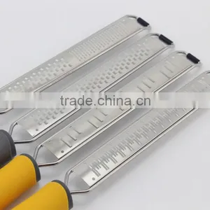 Hot Sale Multi Functions Graters With Comfortable Handle thumbnail-4