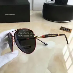 Men and Women's Fashion Metal Sunglasses thumbnail-1