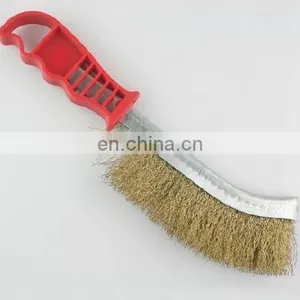 Plastic Handle Cleaning Brass Wire Brush thumbnail-1