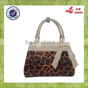 Fashion Lady Classical Handbag thumbnail-4