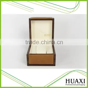 Glossy Wooden Storage Box Gift Wrist Watch Storage Box With PU Inside thumbnail-4