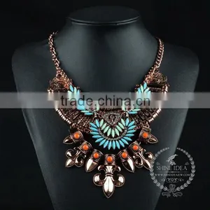 High Quality Vintage Acrylic Rhinestone Chunky Statement Necklace Tin Alloy Fashion Women Pendant Necklace 6390098 thumbnail-5