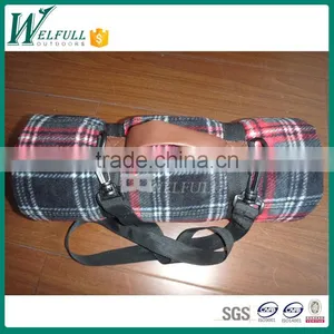 High Quality Polar Fleece Picnic Blanket, Picnic Rug With Tote thumbnail-1