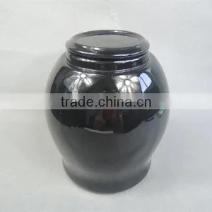 European Style Cremation Urn Made of Ceramic With Gloss for Bone Ashes thumbnail-1