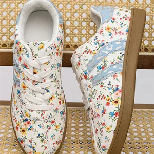 Racing Red Fresh Floral Print Color Block Detail Lace Up Shoes Coffee Faux Suede Leopard Color Block Patchwork Sneakers Women Skateboard Trainner thumbnail-2