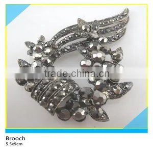 Grey Rhinestone Brooch Special Design for Jacket Decoration 5.5x9cm thumbnail-1