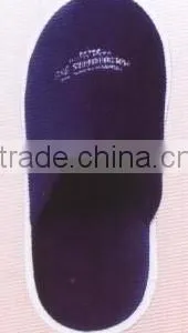Washable Disposable Indoor Slipper thumbnail-1