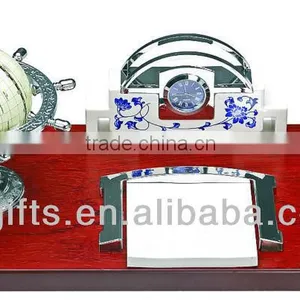 2016 New Wooden and Plastic Destktop Set Business Promotion Gifts With Global and Penholder thumbnail-1