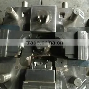 China Die Casting Mould Custom Made & Aluminum Mould thumbnail-2