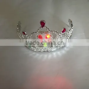 Plastic Crown With Light thumbnail-1