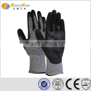 Sunnyhope High Impact Anti Cut Resistant Gloves With Latex Coated thumbnail-1